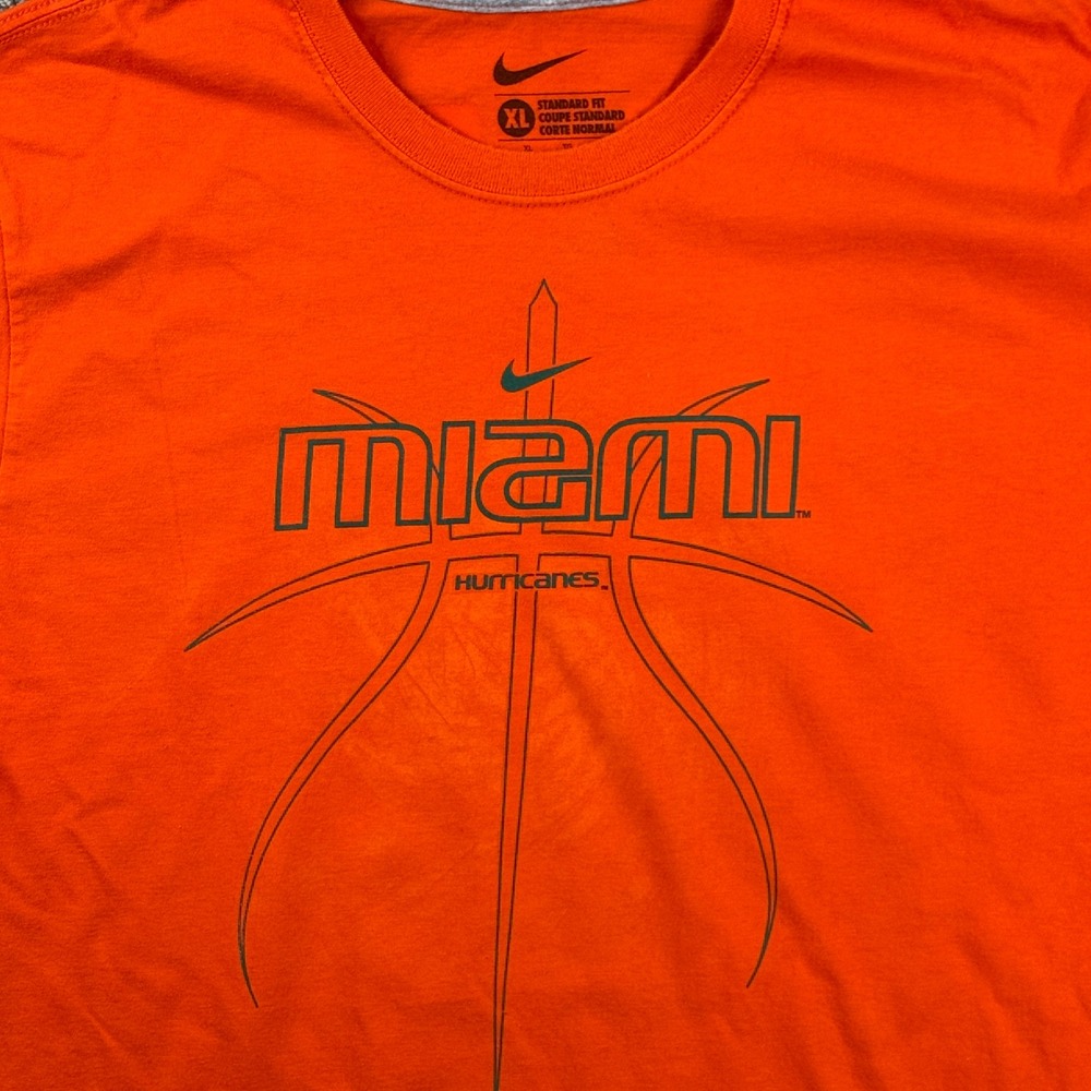 Nike T-Shirt Mens XL Orange Miami Hurricanes Basketball Graphic Sporty